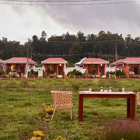 Sixth Element Hotel Kushalnagar Luaran gambar