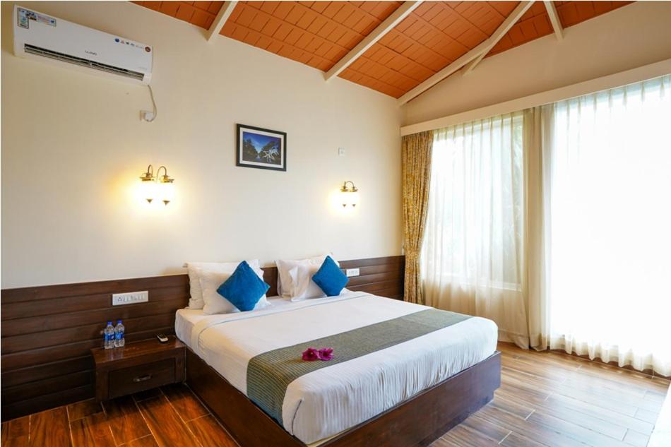 Sixth Element Hotel Kushalnagar Luaran gambar