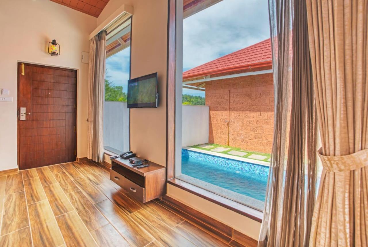 Sixth Element Hotel Kushalnagar Luaran gambar